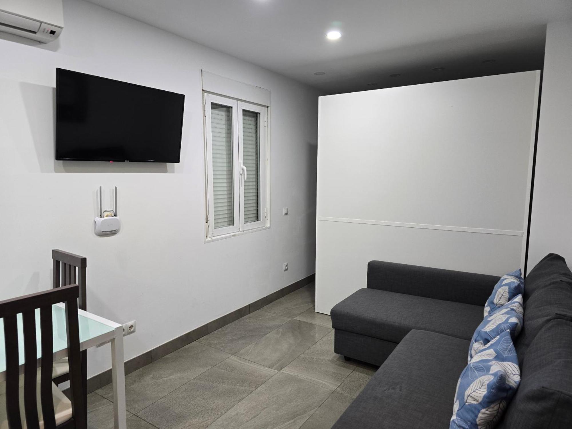 Turisticos Cuenca 3 Aparthotel มาดริด ภายนอก รูปภาพ