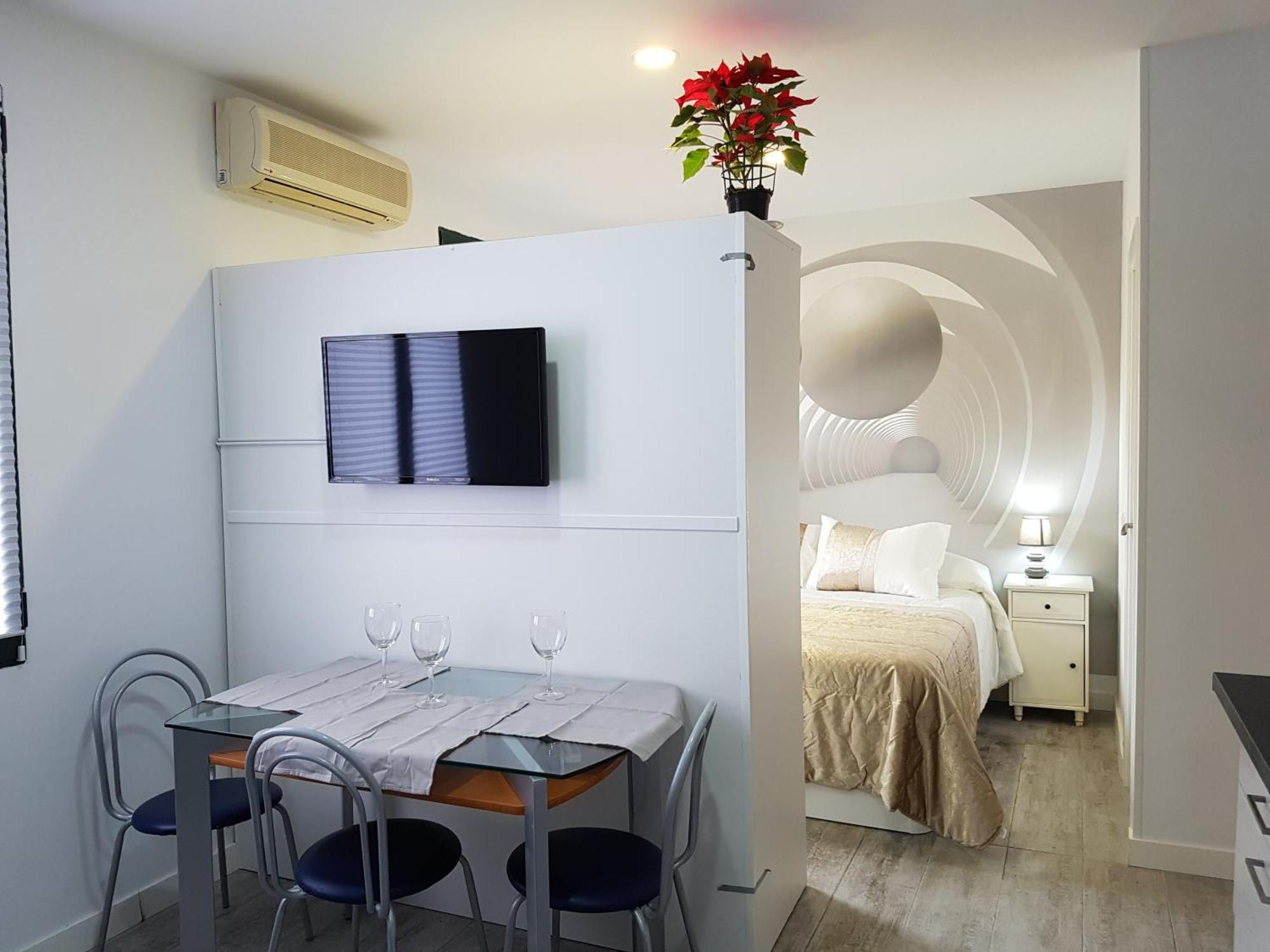 Turisticos Cuenca 3 Aparthotel มาดริด ภายนอก รูปภาพ