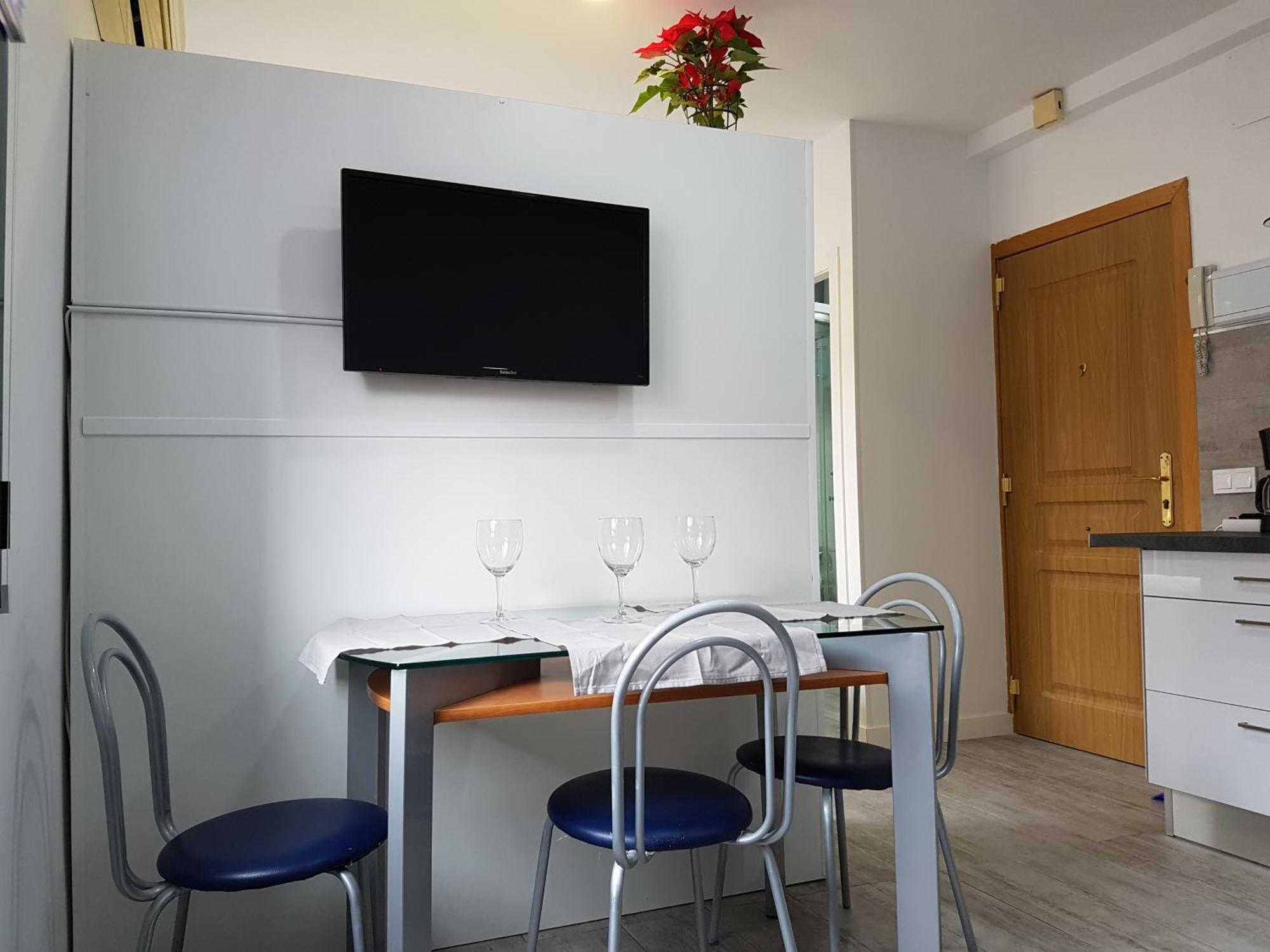 Turisticos Cuenca 3 Aparthotel มาดริด ภายนอก รูปภาพ