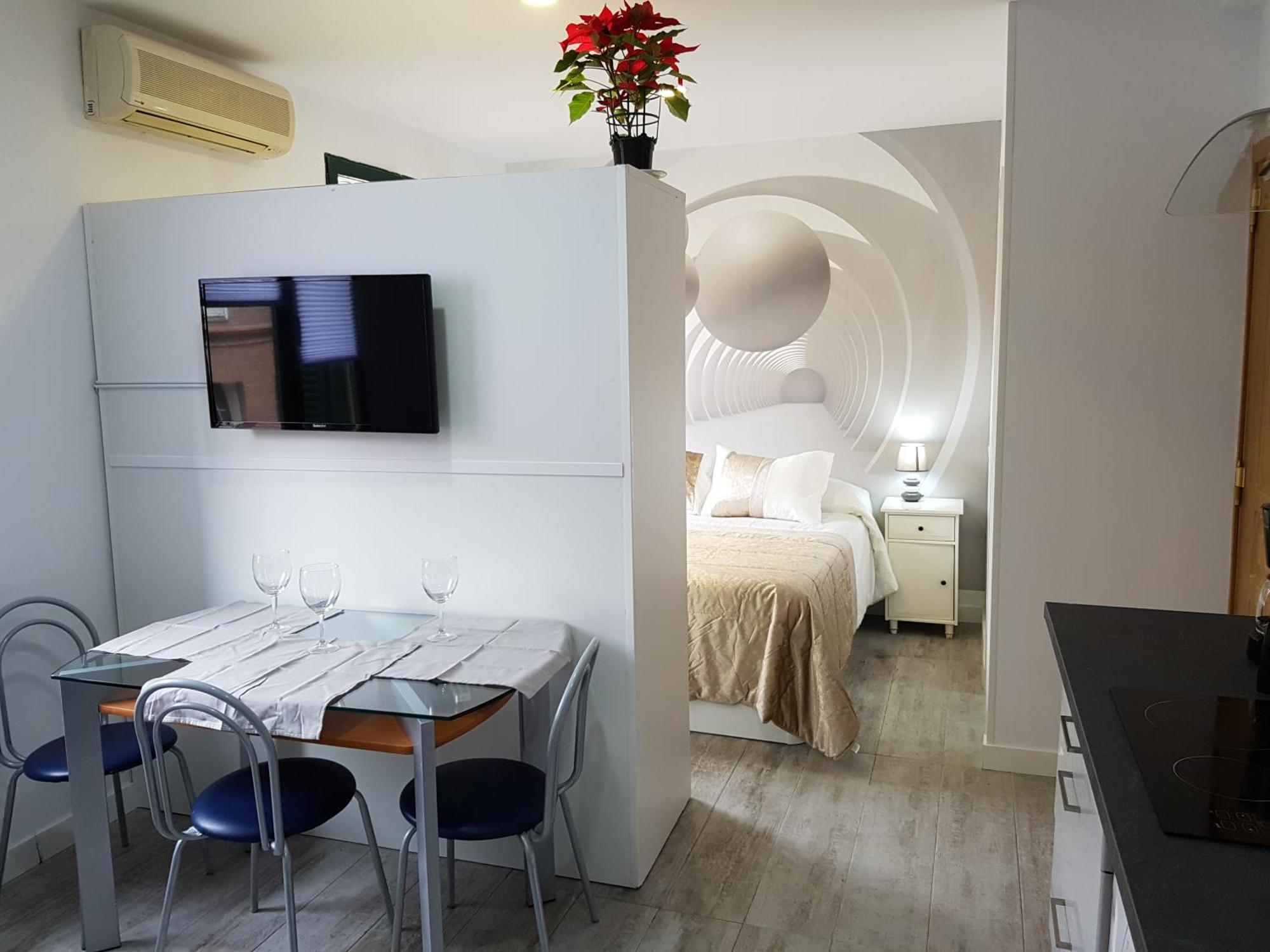 Turisticos Cuenca 3 Aparthotel มาดริด ภายนอก รูปภาพ