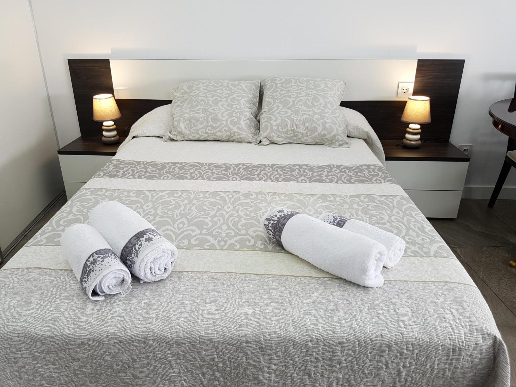 Turisticos Cuenca 3 Aparthotel มาดริด ภายนอก รูปภาพ